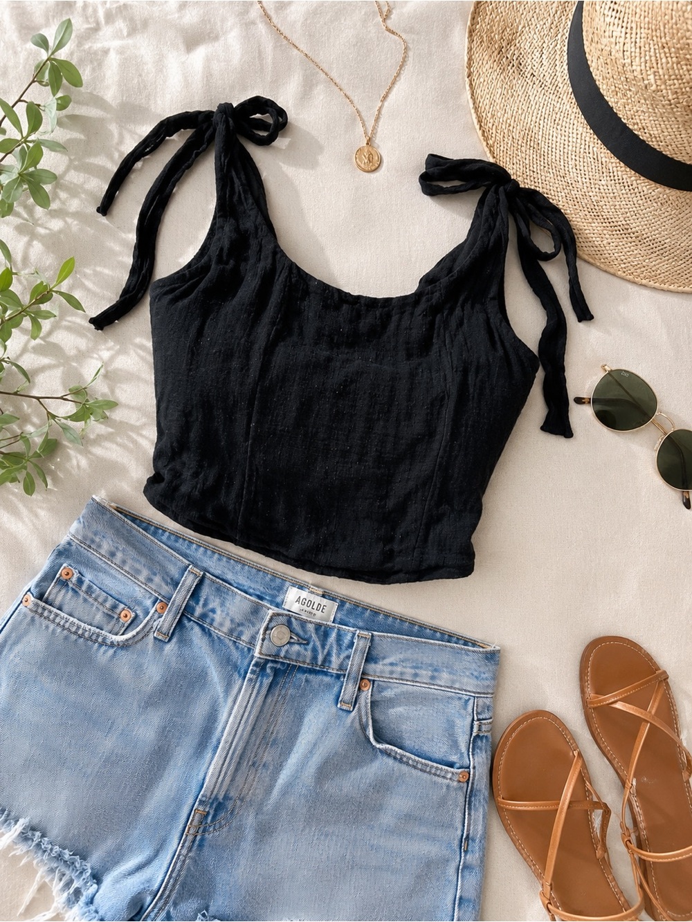 Gypsies & Moondust Black Tie-Shoulder Cropped Cami Top